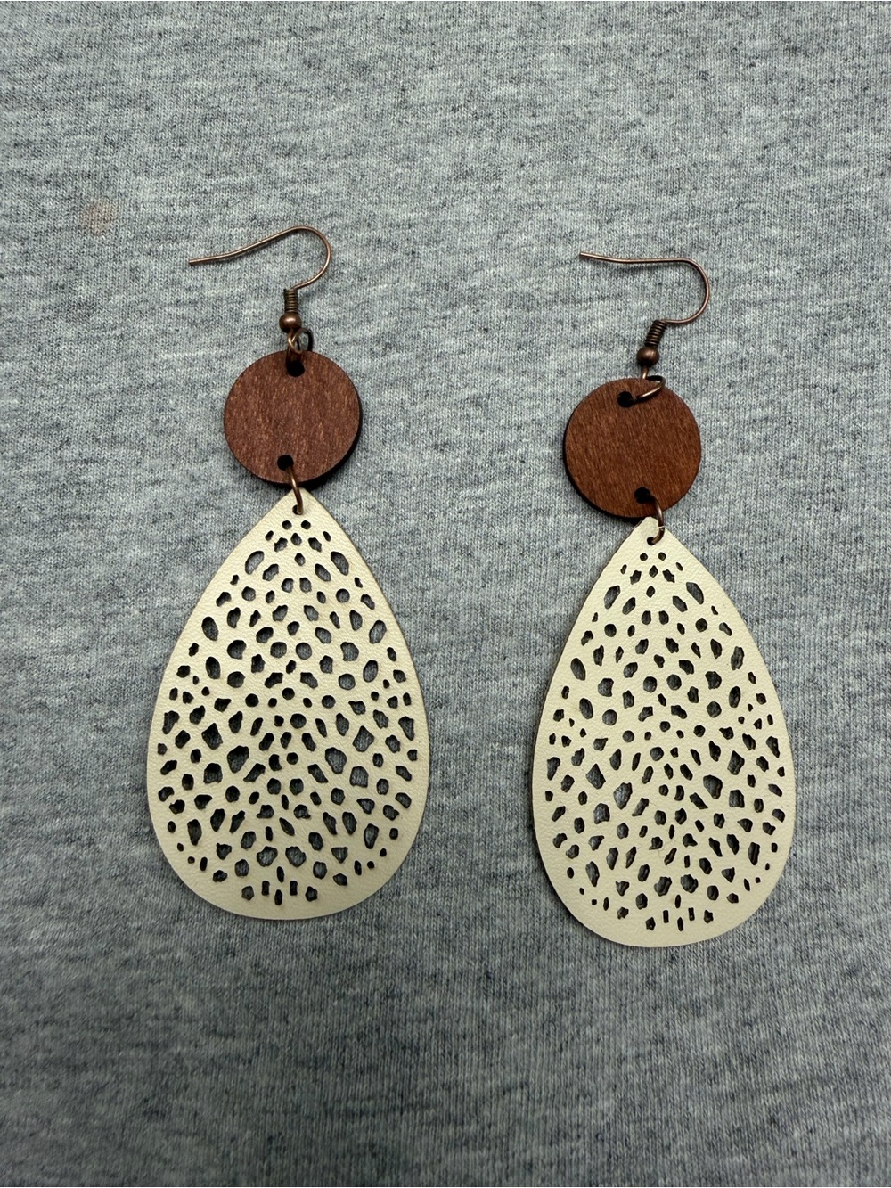 Brown and Cream Teardrop Filigree Dangle Earrings